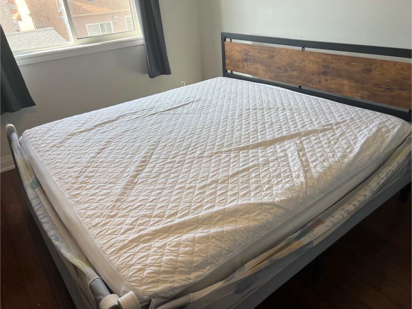King Bed and Mattress for Sale - photo 5