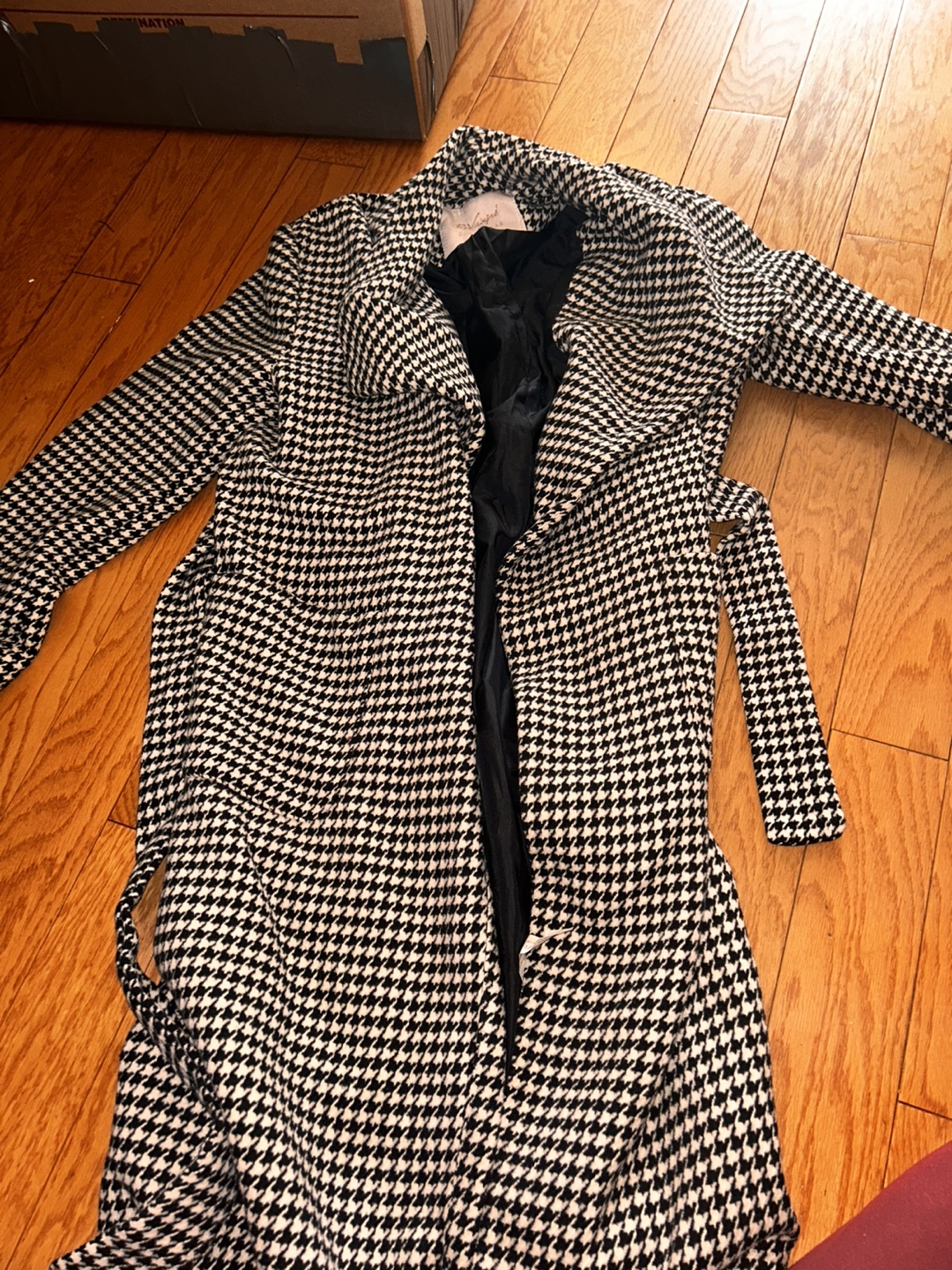 Black and white houndstooth long coat