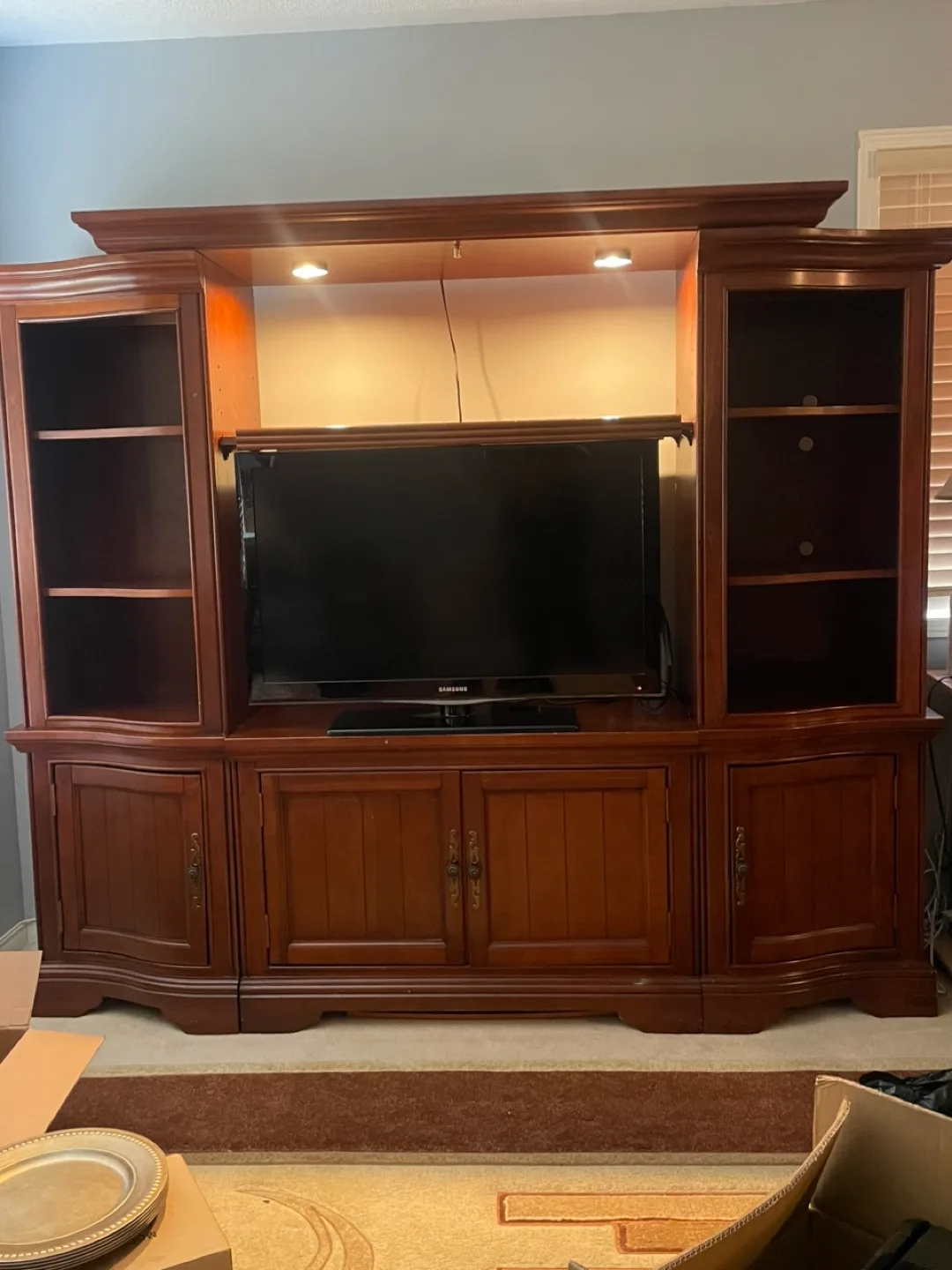 Large Wooden Entertainment Centre image indicator(2)