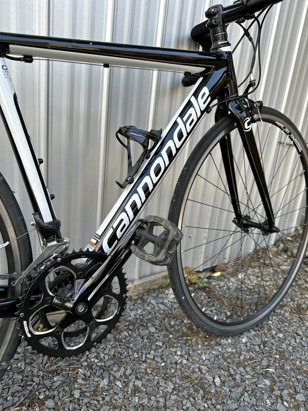 Cannondale Road Bike - photo 2