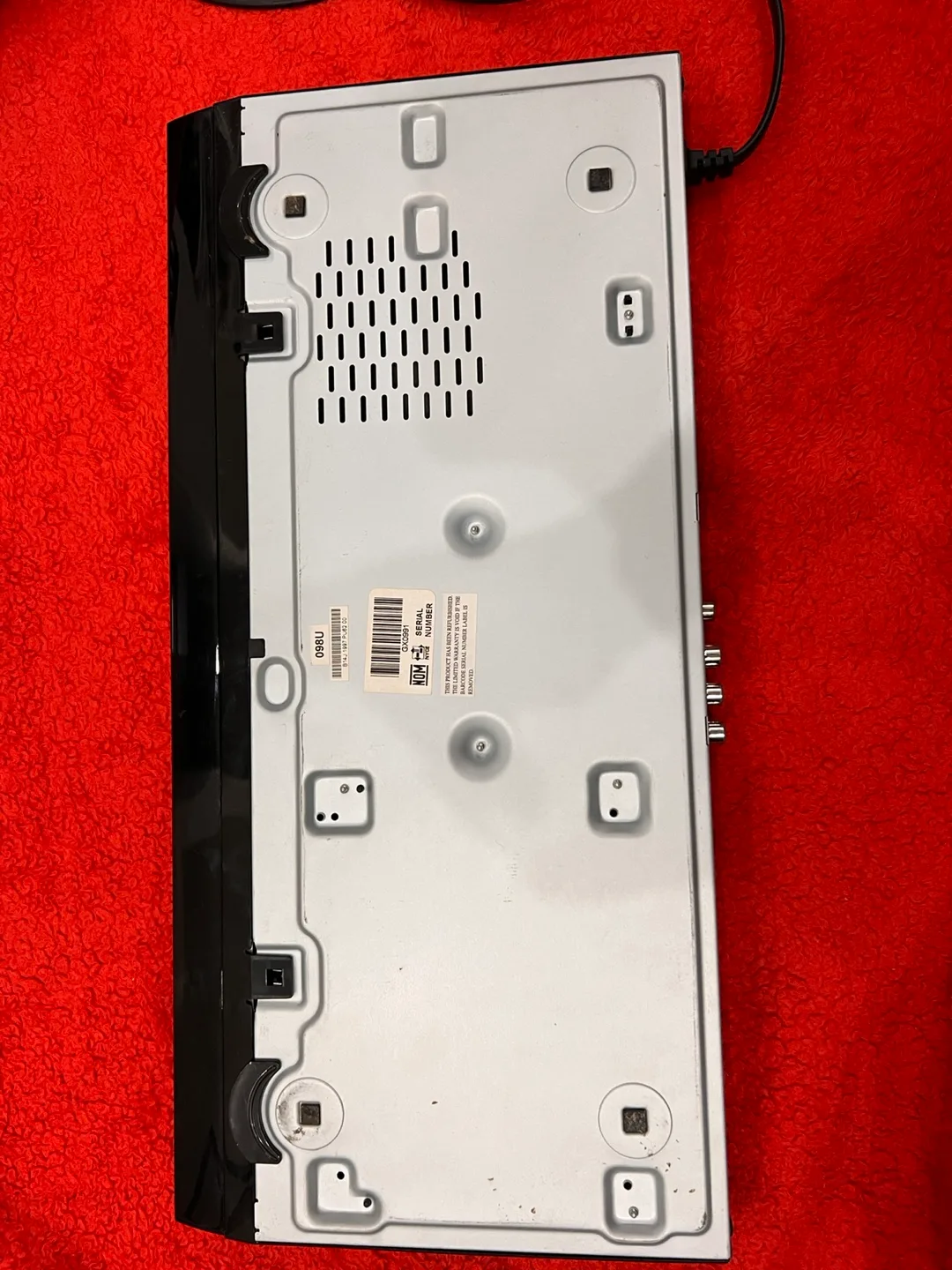 Toshiba DVD Player with 5 DVDs image indicator(3)