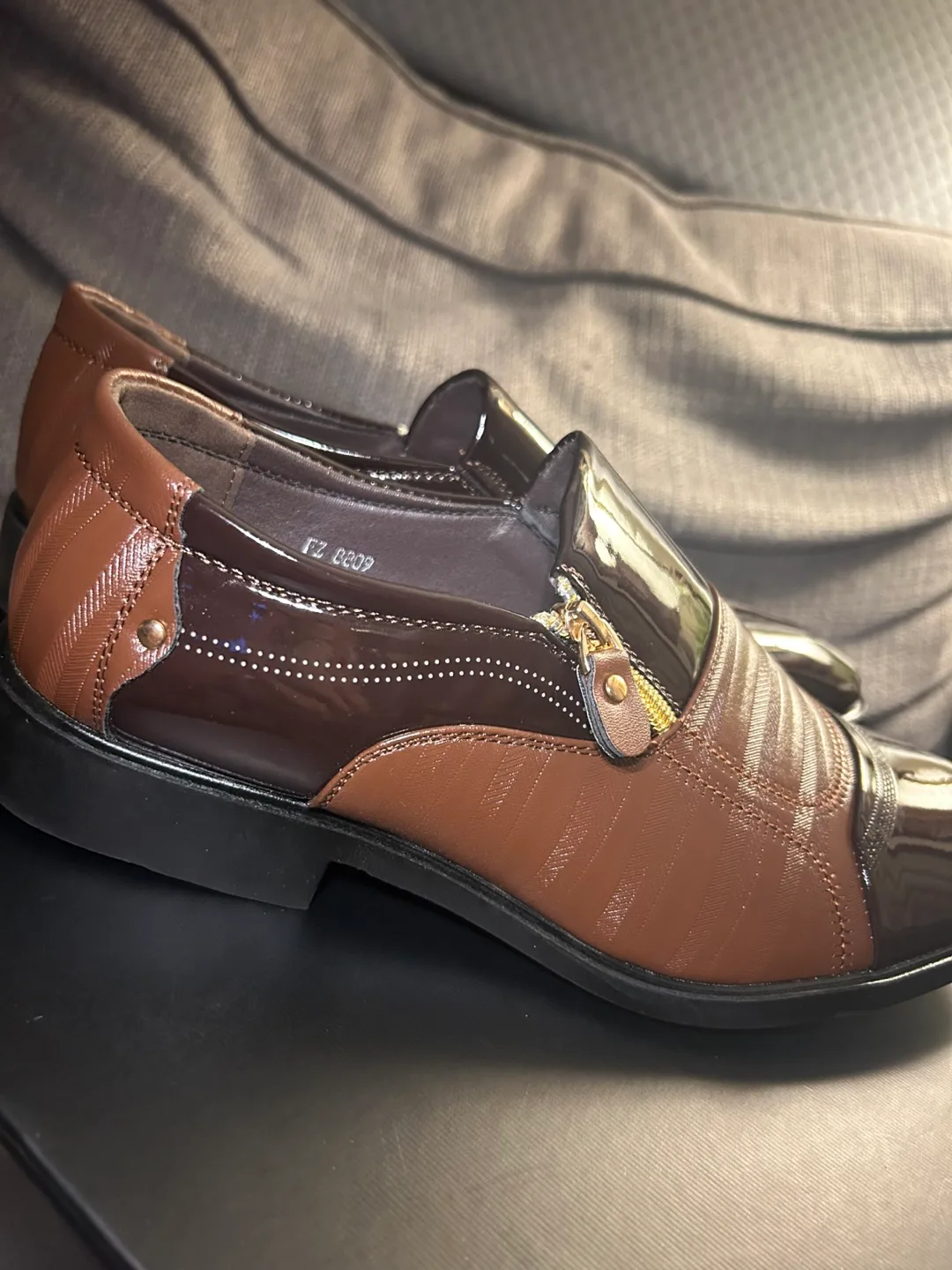 Men's Brown PU Leather Slip-On Shoes with Side Zipper image indicator(5)