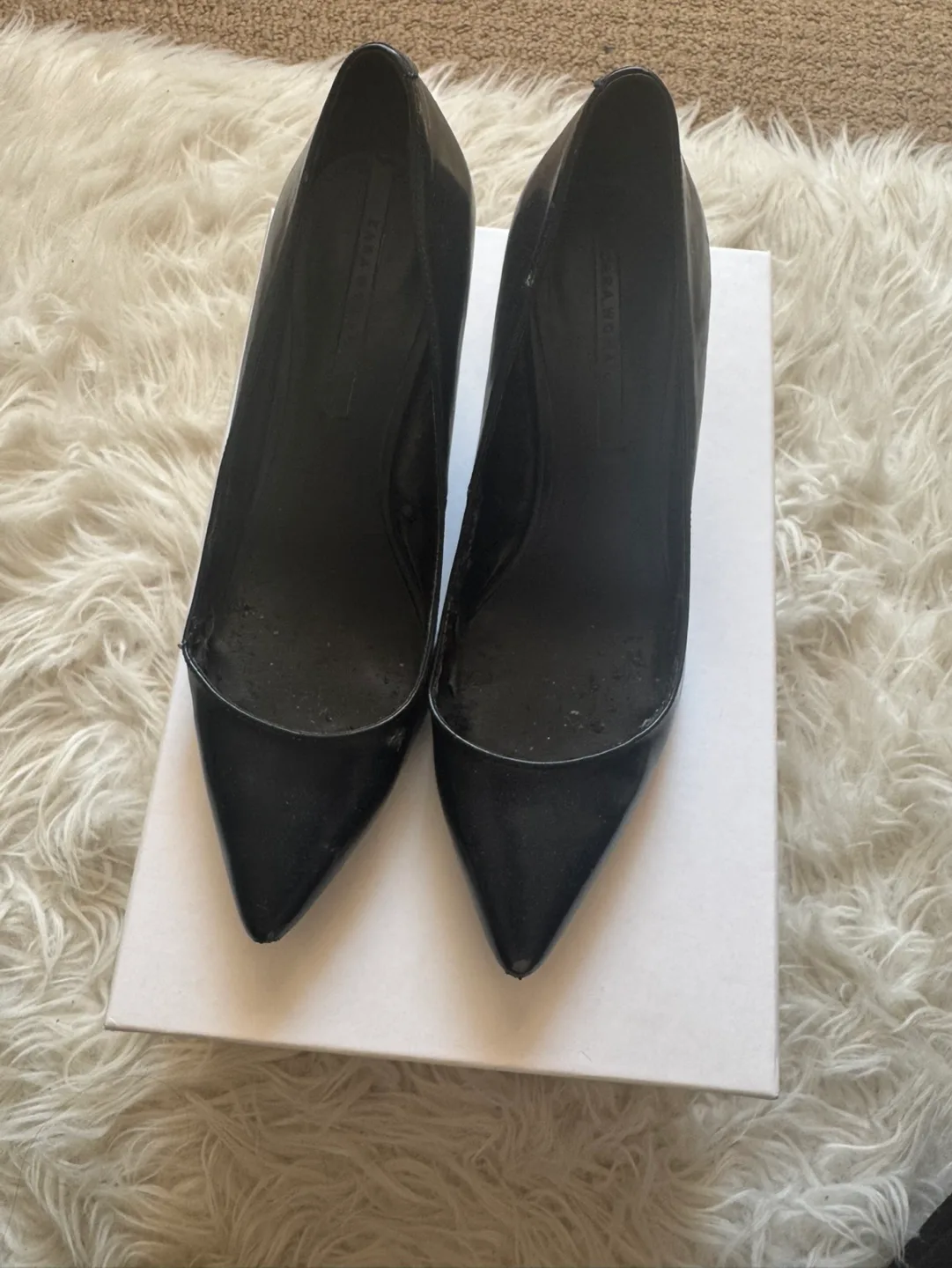 Zara Black Pointed-Toe Heels image indicator(2)