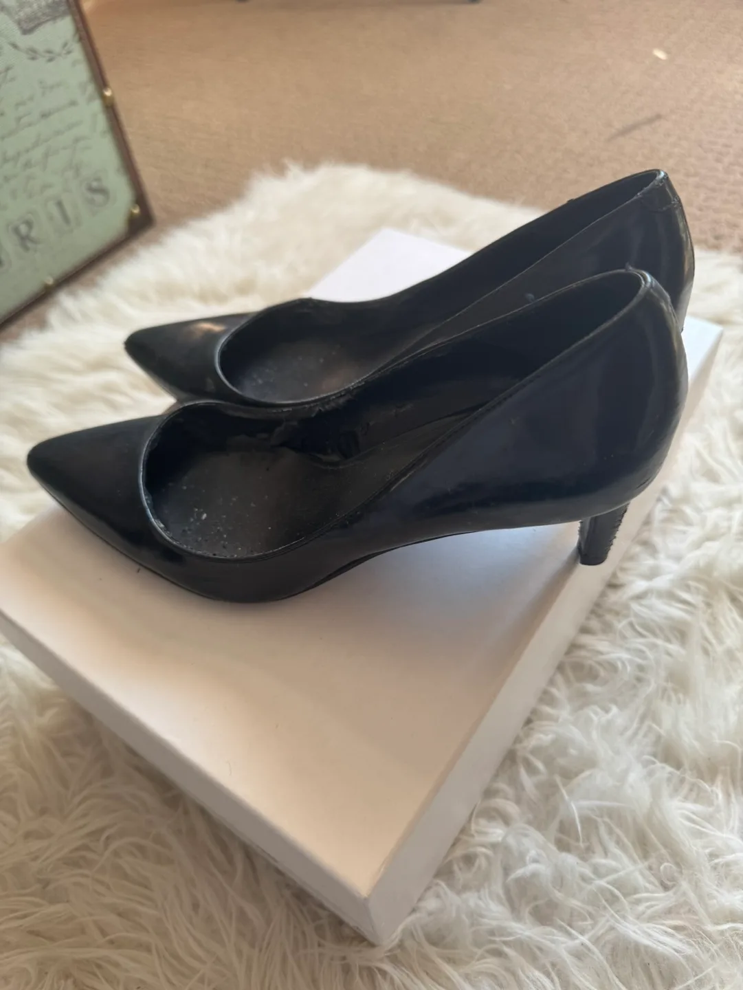 Zara Black Pointed-Toe Heels image indicator(3)