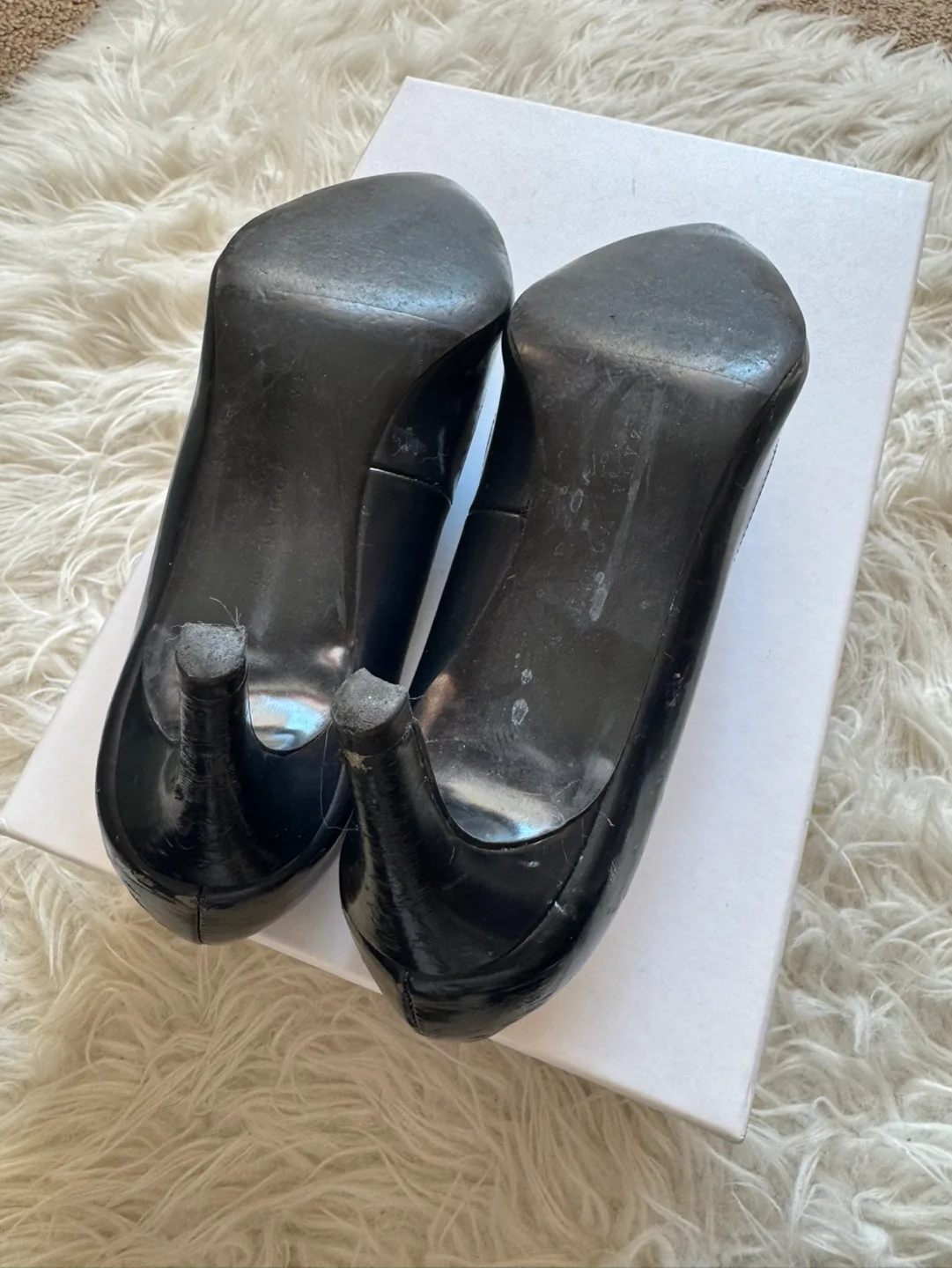 Zara Black Pointed-Toe Heels image indicator(6)