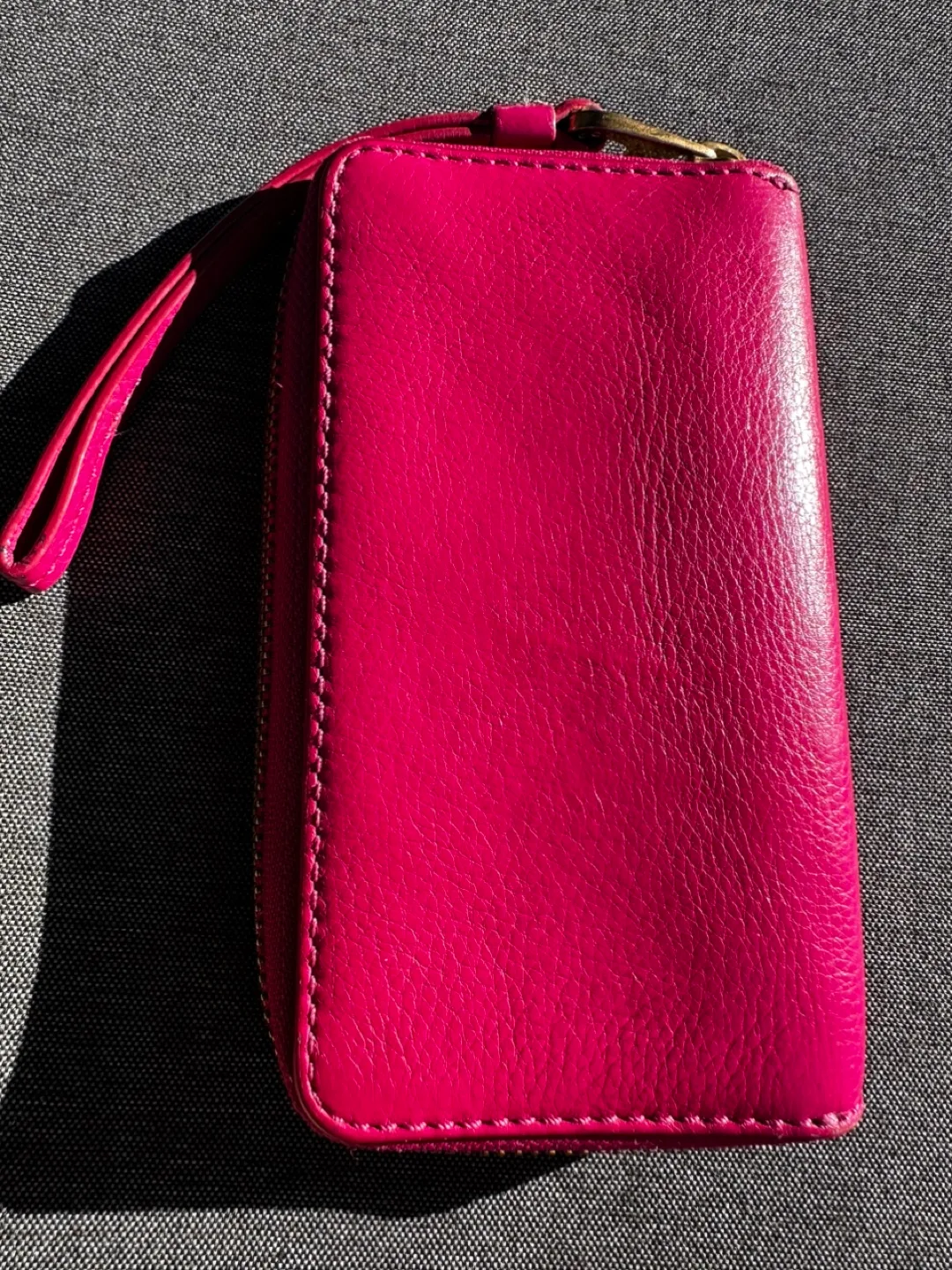 Marc Jacobs Pink Leather Zip-Around Wallet image indicator(3)