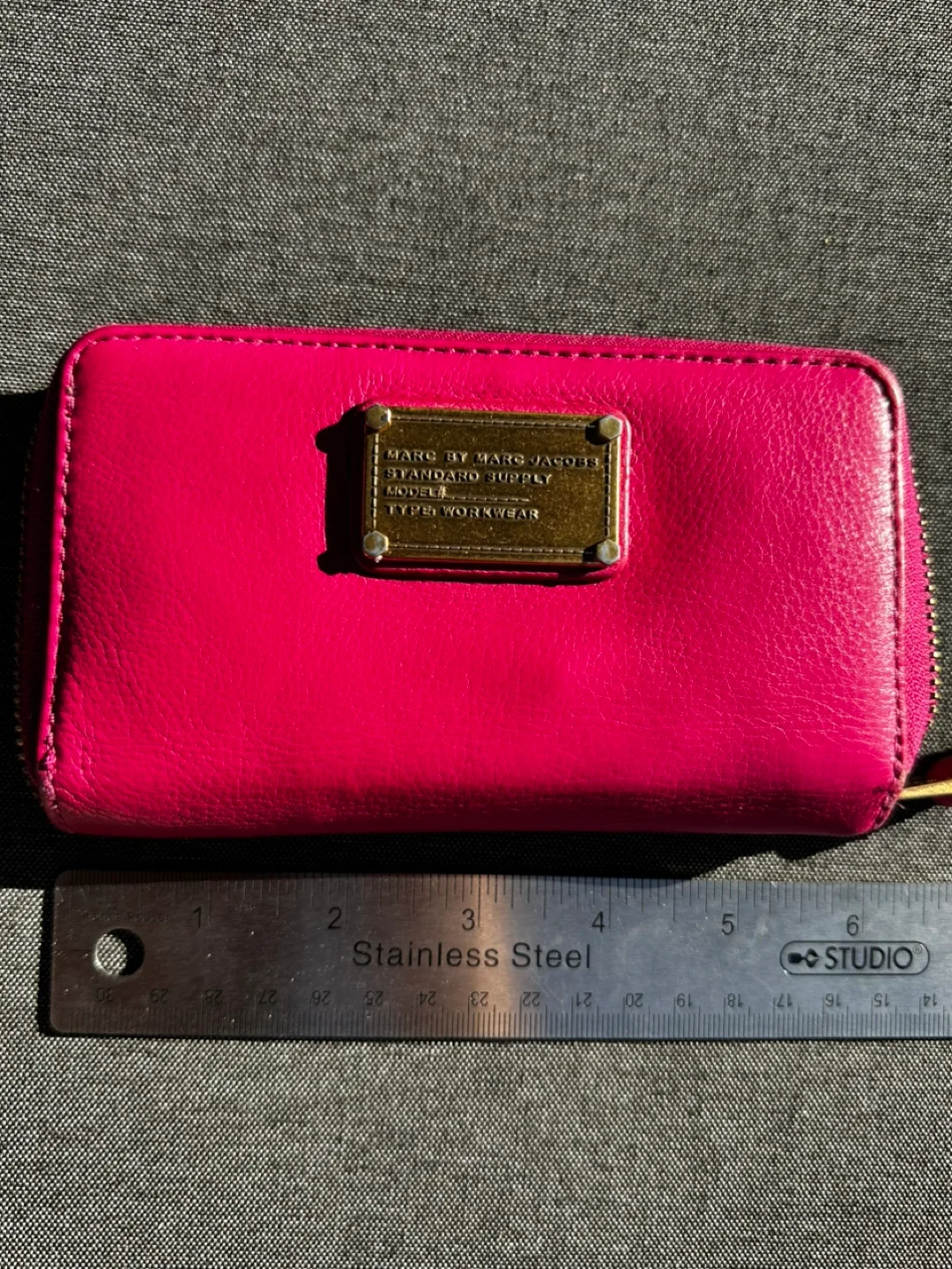Marc Jacobs Pink Leather Zip-Around Wallet image indicator(7)