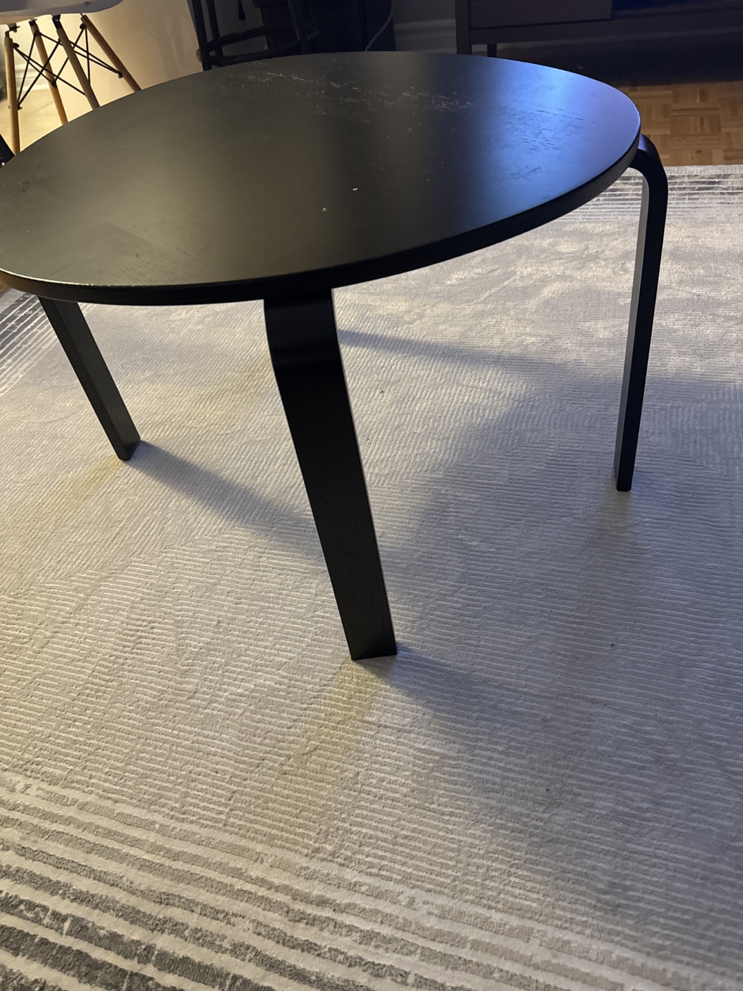 Black Round Coffee Table - photo 2