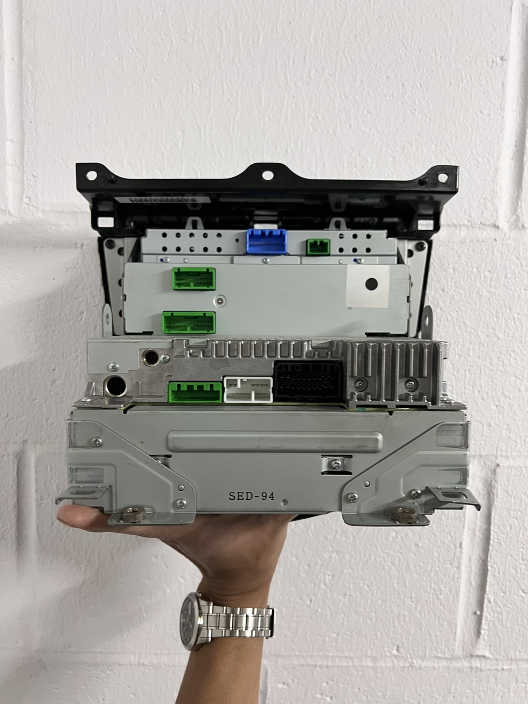 Honda 6-Disc CD Changer In-Dash Navigation System - photo 4