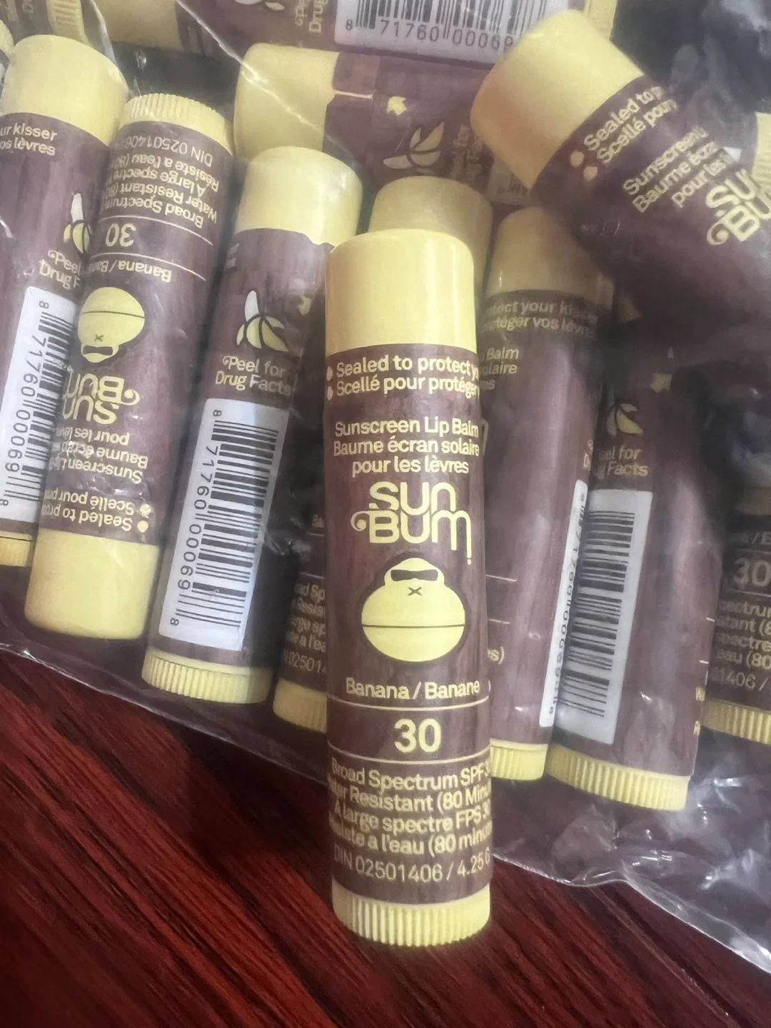 💚Sun Bum Sunscreen Lip Balm SPF 30 Banana💚 image indicator(2)