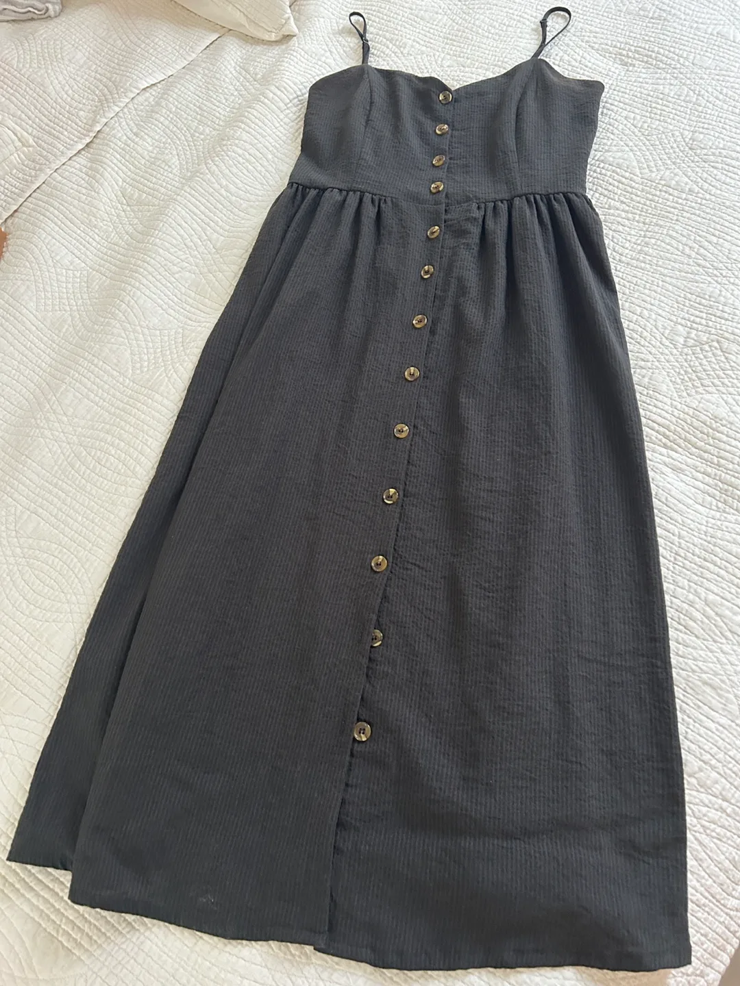 H&M Black Button-Down Midi Dress Size 8 thumbnail