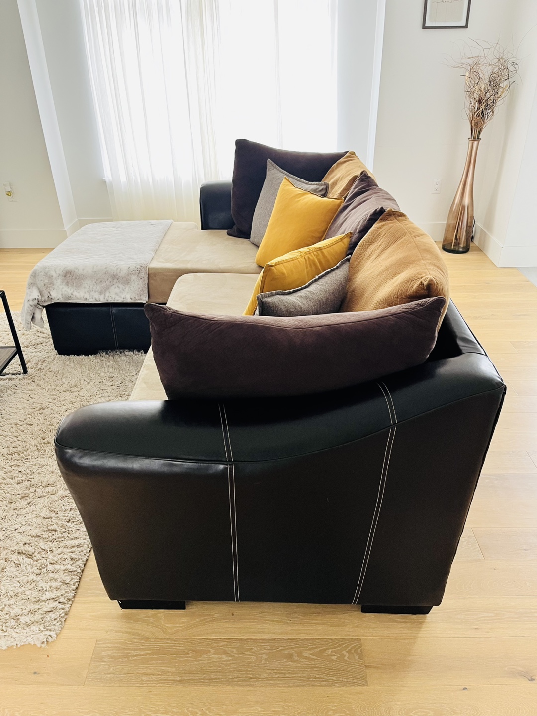 L-Shaped Sectional Sofa with Chaise Lounge - photo 3