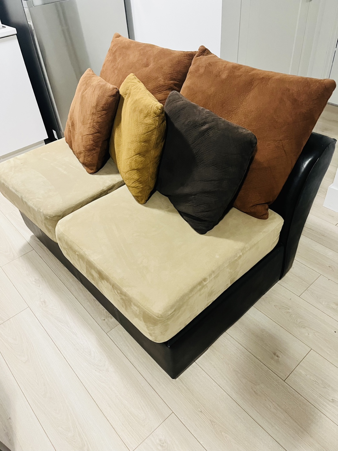 L-Shaped Sectional Sofa with Chaise Lounge - photo 5