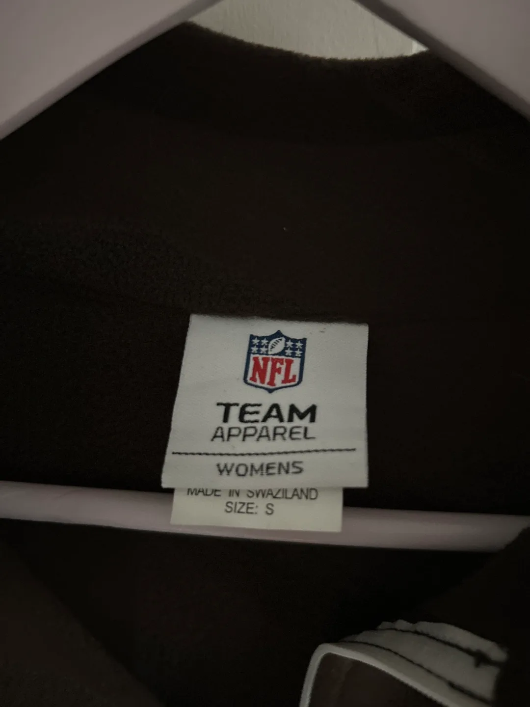 BNWT Cleveland Browns Women's Small NFL Team Apparel Fleece image indicator(2)