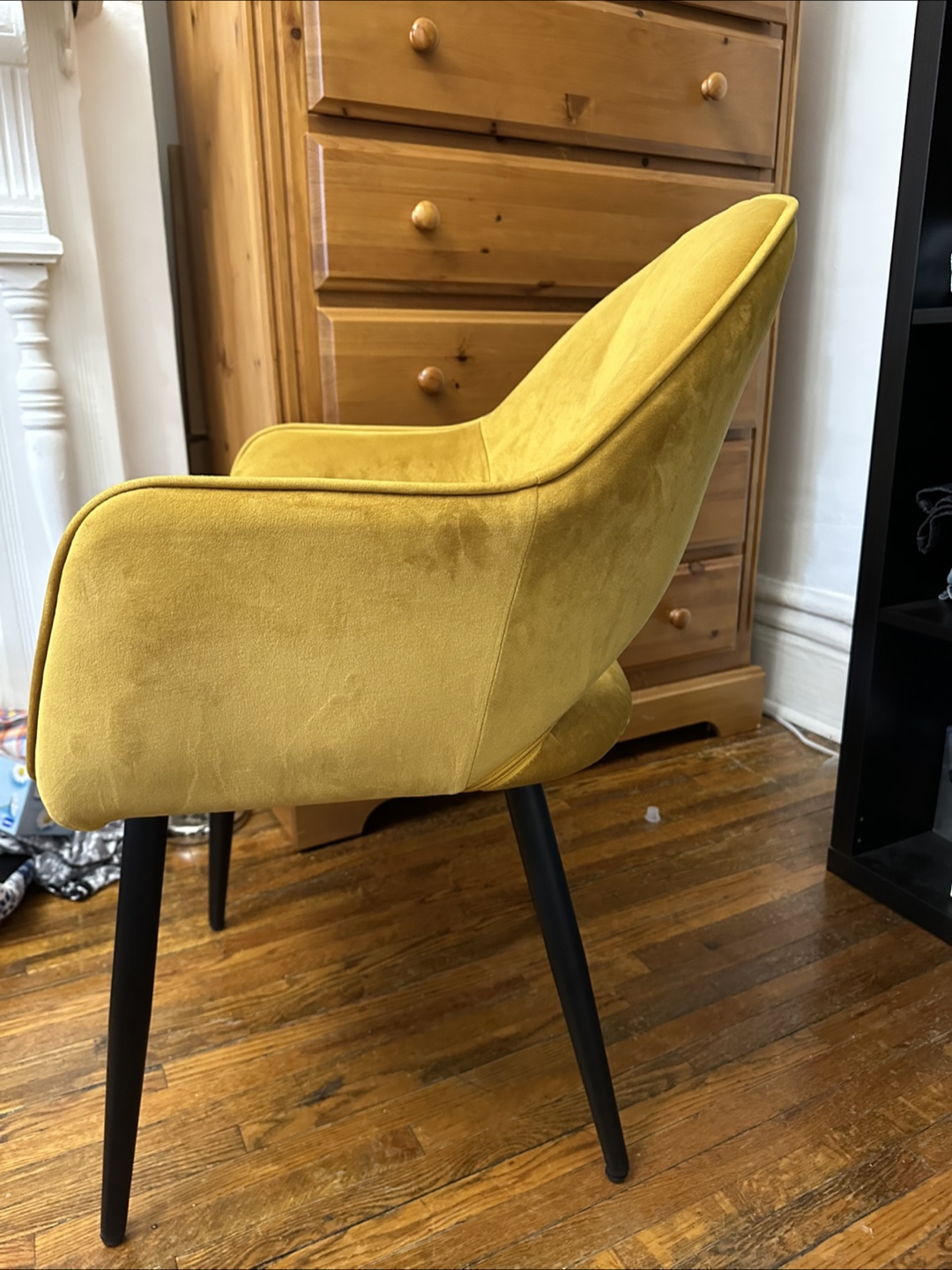 Mustard Yellow Velvet Accent Chair - photo 3