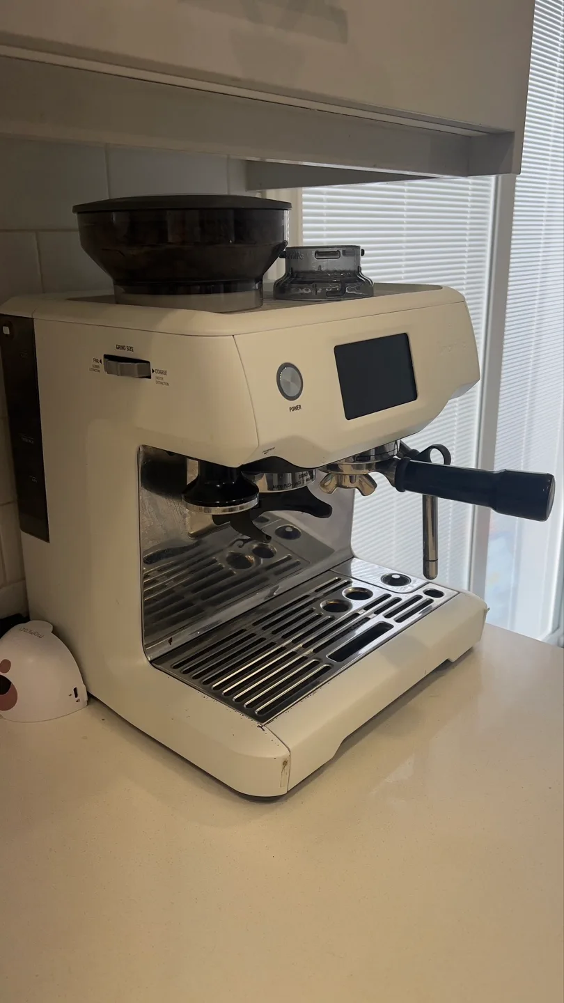 Breville Barista Express Espresso Machine - White thumbnail