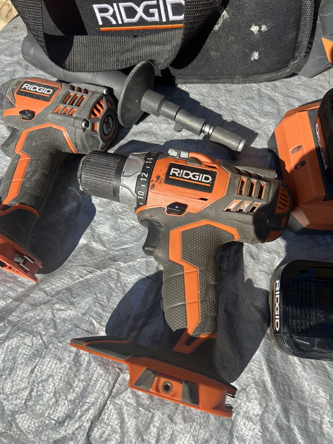 RIDGID 18V Cordless Drill/Driver and Impact Driver Combo Kit