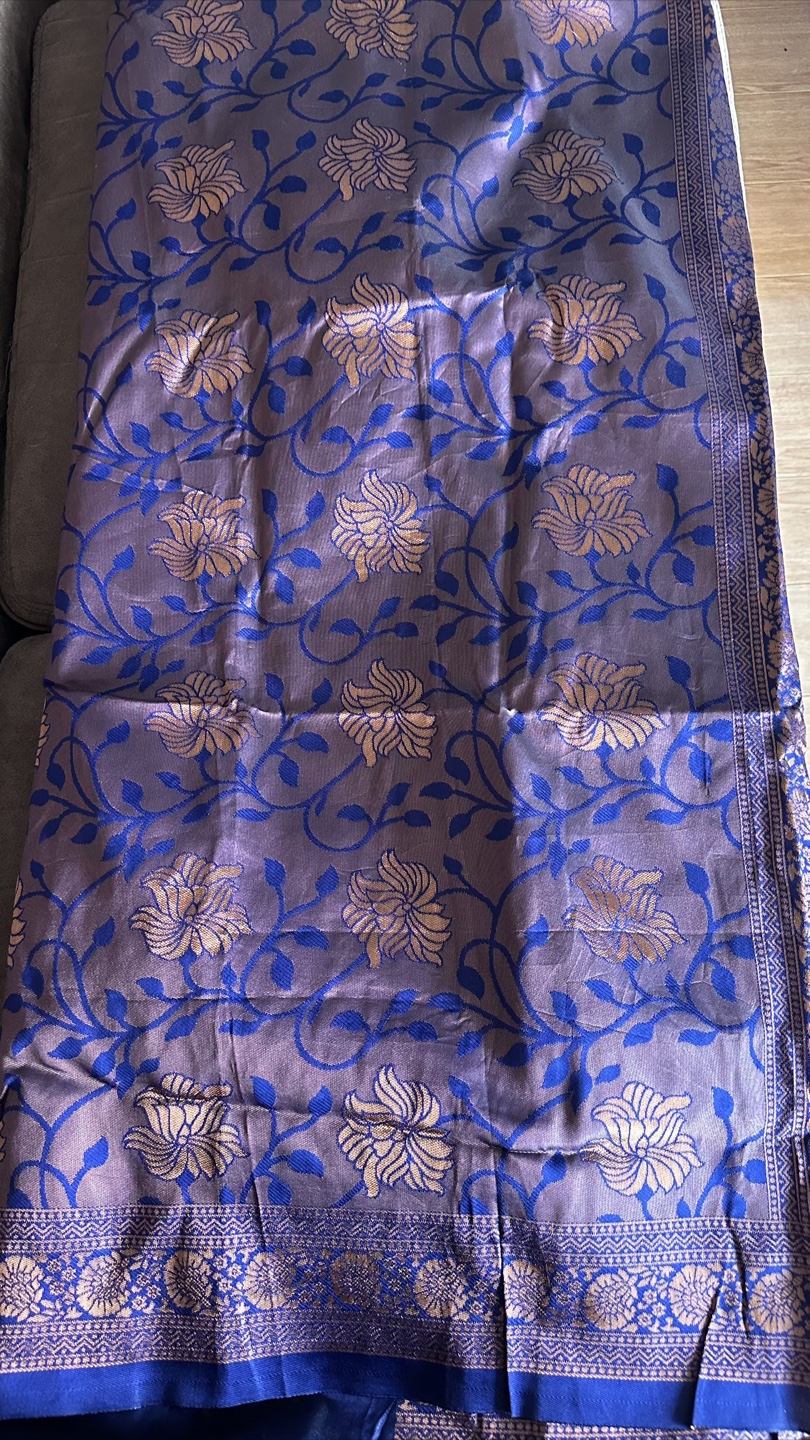 Beautiful Purple and Blue jacquard Silk Saree ready to wear - photo 3