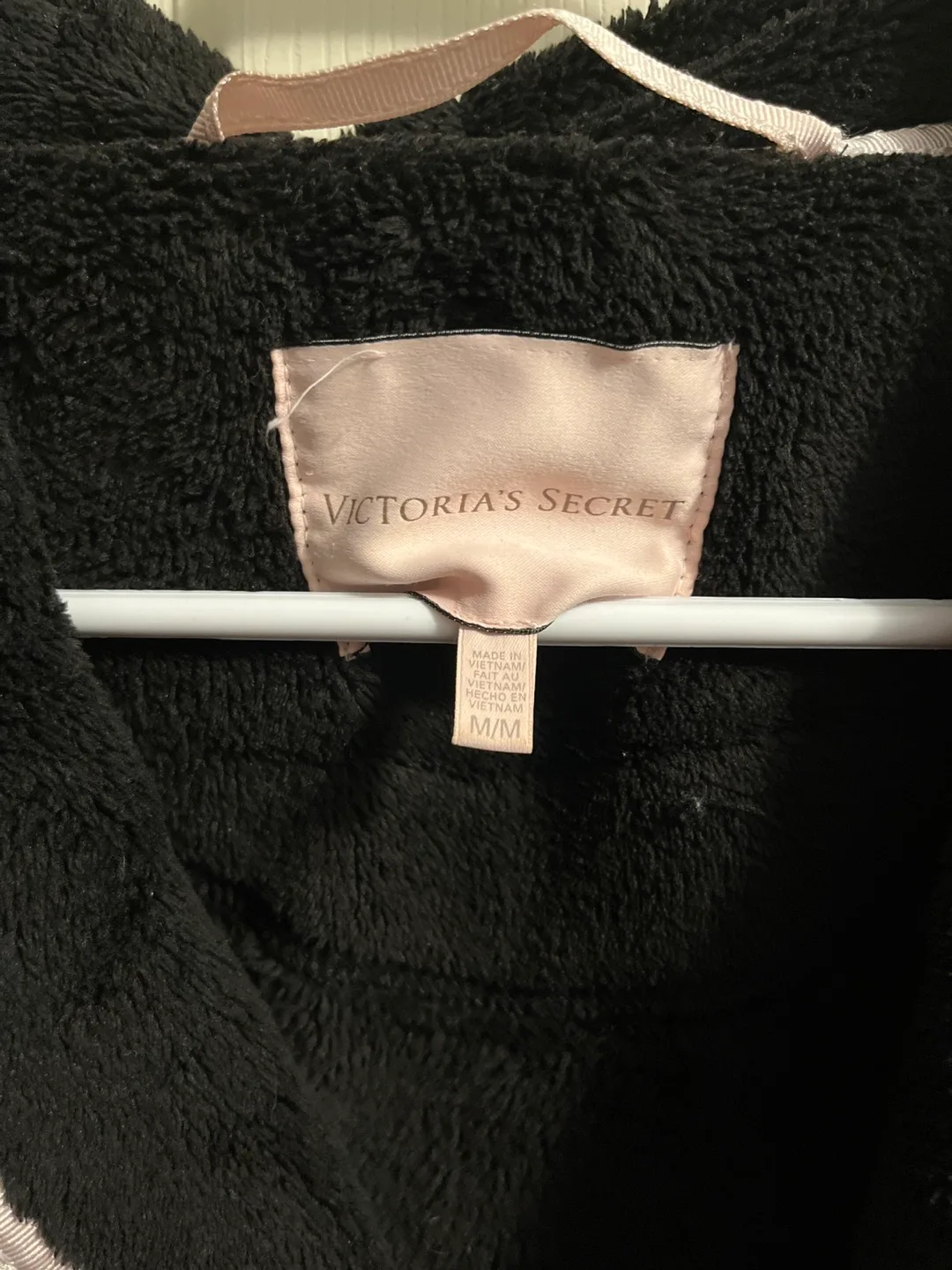 Victoria's Secret Black Plush Robe - Size Medium image indicator(2)