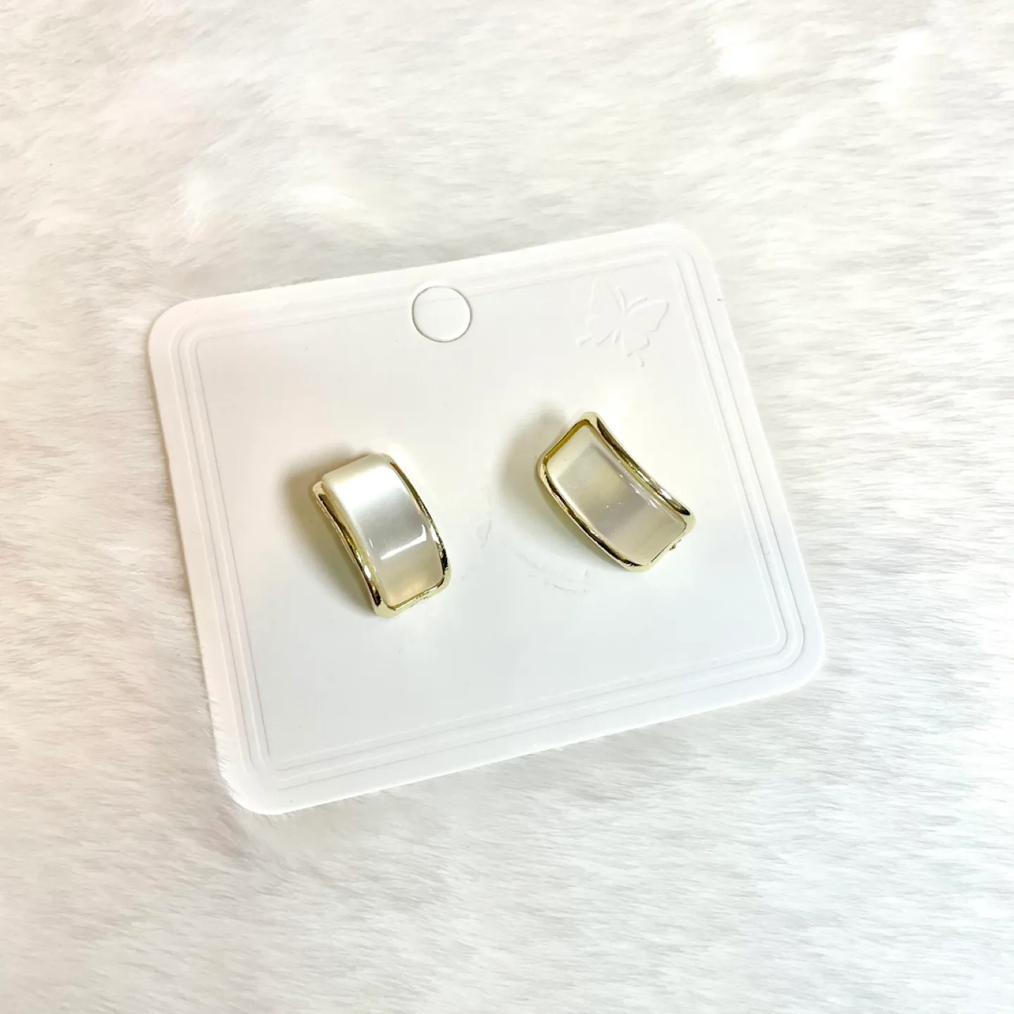 Elegant Cat’s Eye Stone Earrings thumbnail