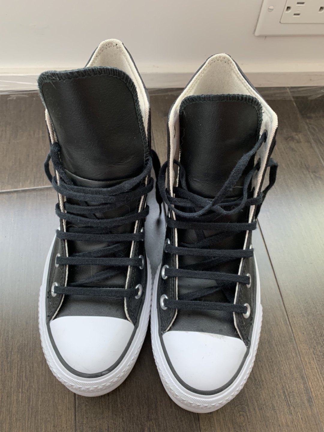 Converse Leather High Top Sneakers - Black - Women's Size 7