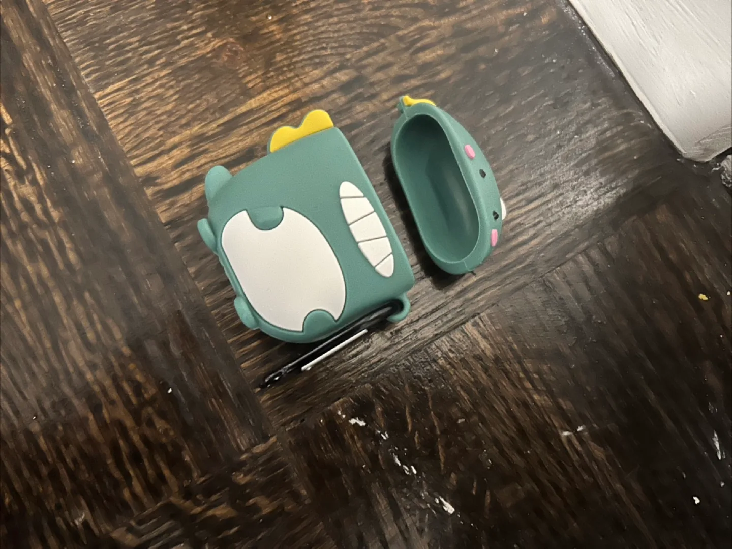 Airpod Cases - Panda & Dino image indicator(3)