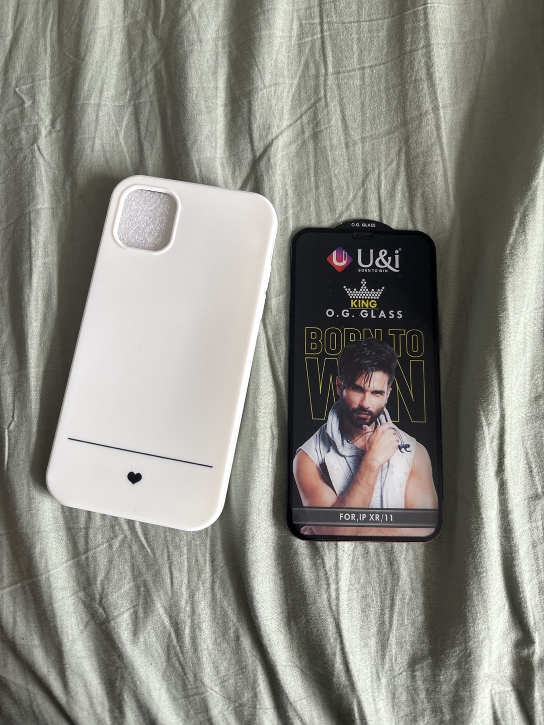 Iphone 11 cover and temper glass
