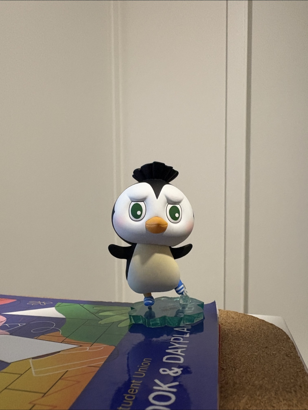 Penguin Figure pop mart 💚 - photo 3