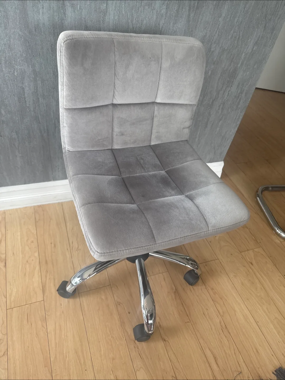 Grey Velvet Swivel Chair thumbnail