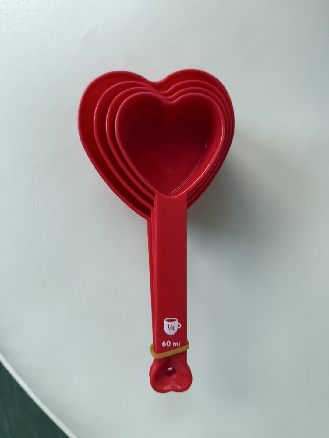 Free measuring Cups