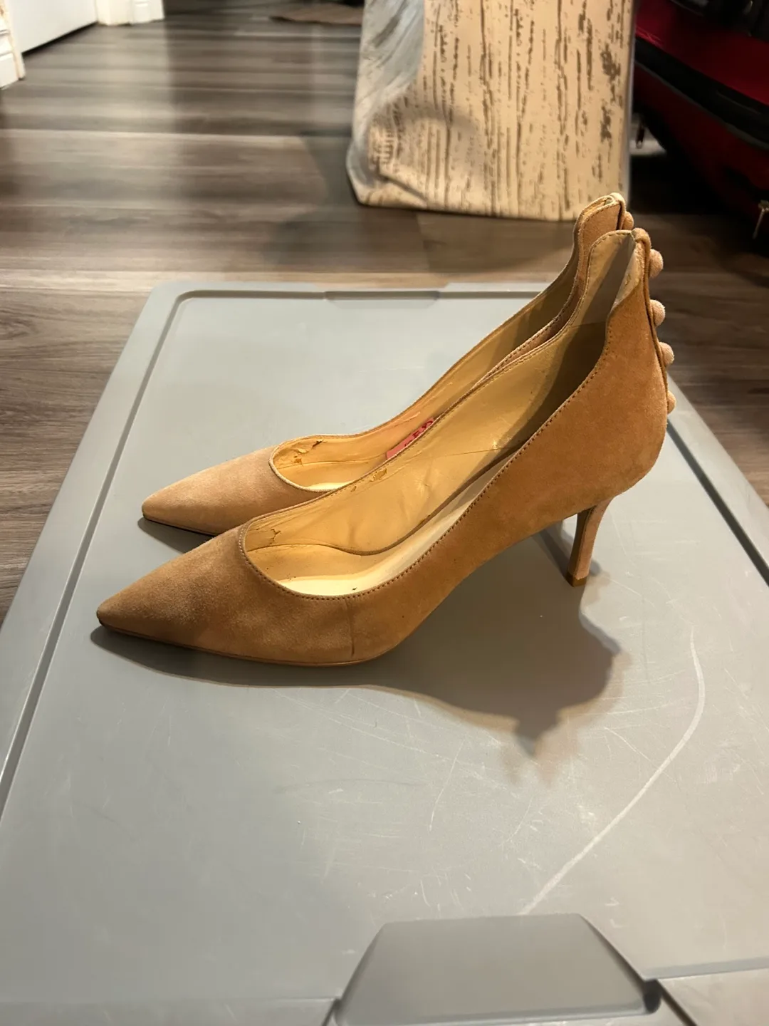 Nine West Women's Size 8 Beige Suede Heels thumbnail