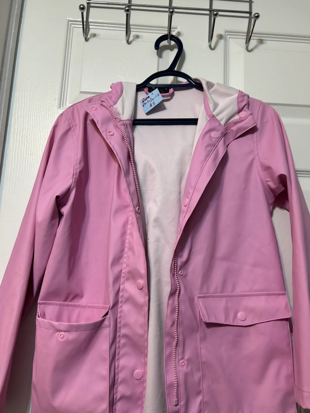 Mix of girls & boys clothing thumbnail