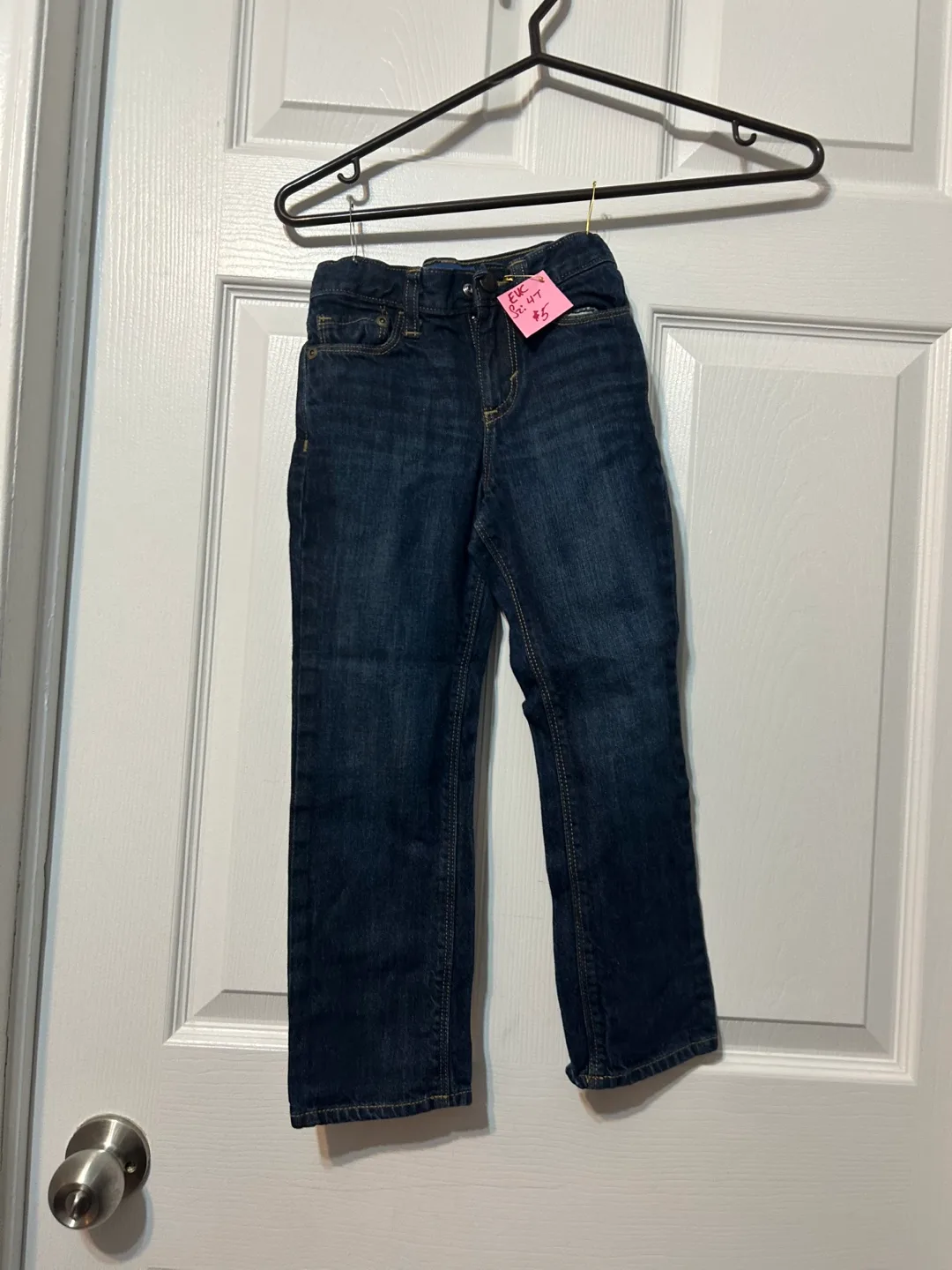 Mix of girls & boys clothing image indicator(7)