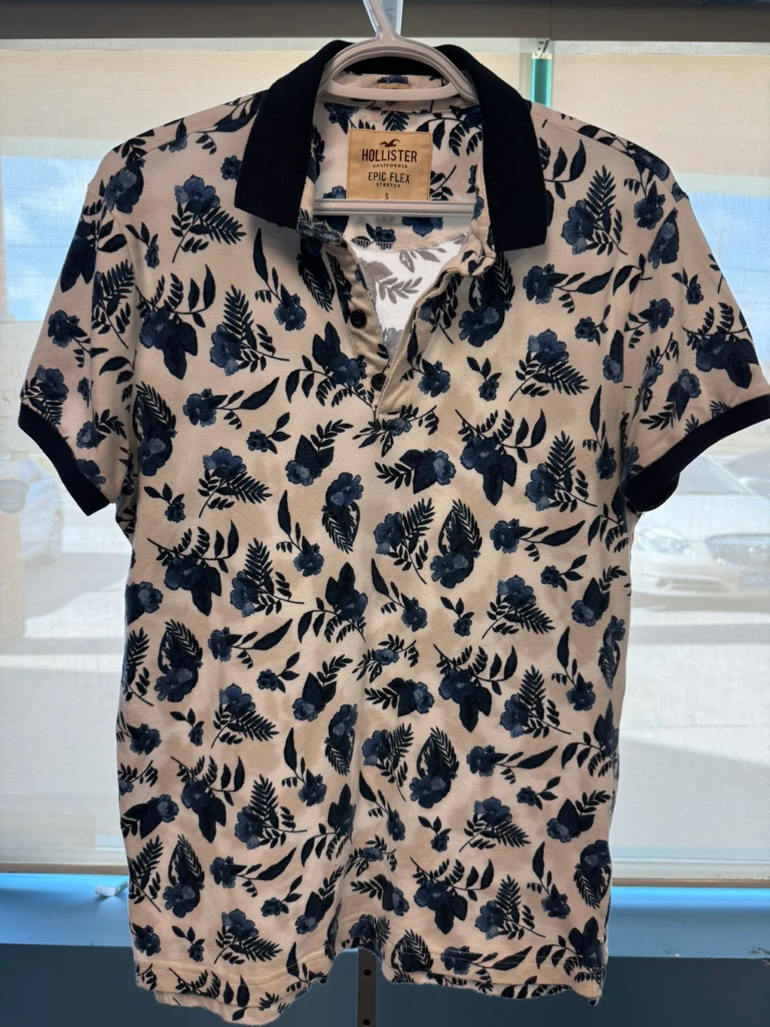 Hollister Polo Shirt thumbnail
