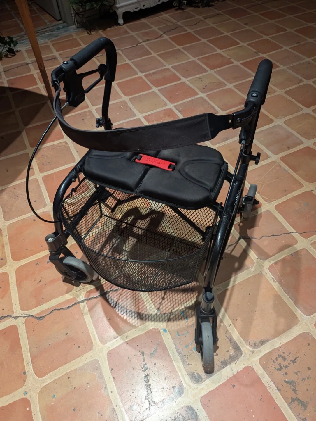 Nexus Rollator Walker with Seat and Basket image indicator(2)