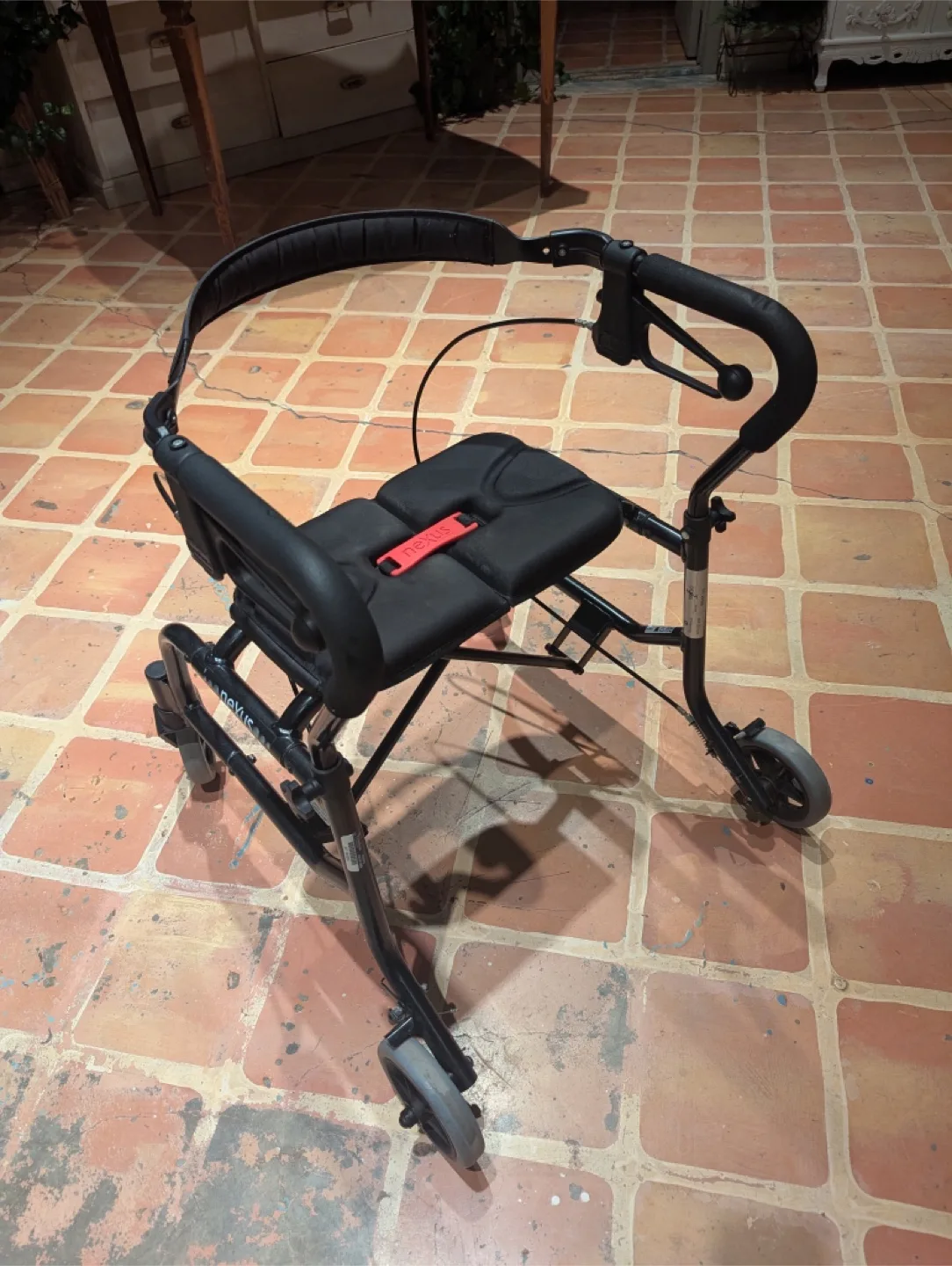 Nexus Rollator Walker with Seat and Basket image indicator(7)