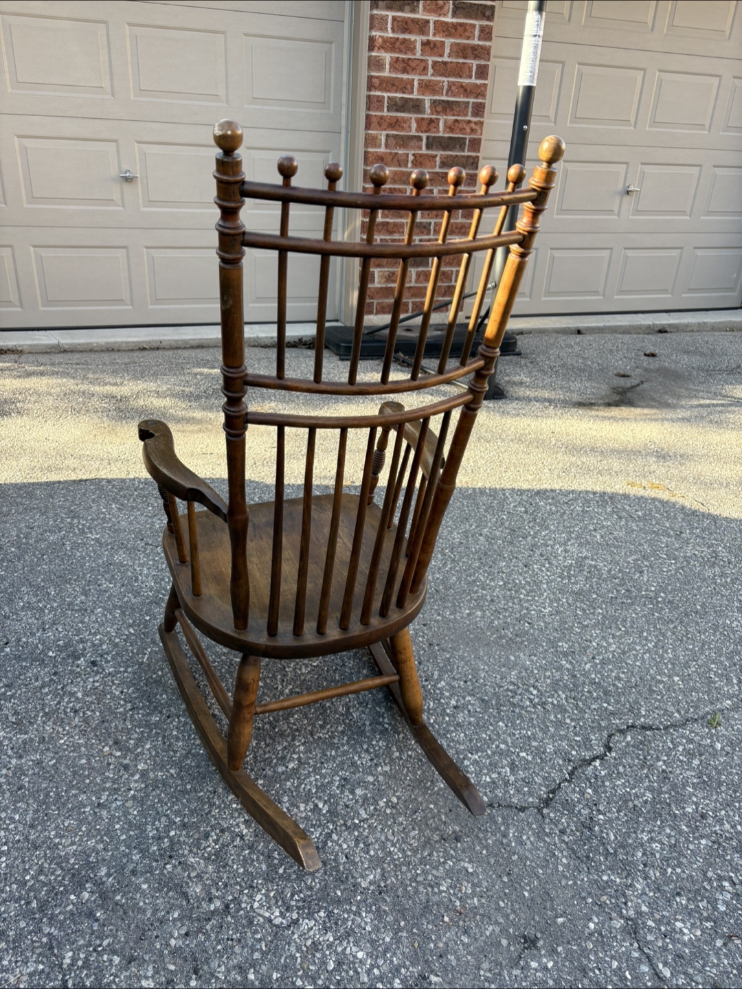 Antique Wooden Rocking Chair - photo 2