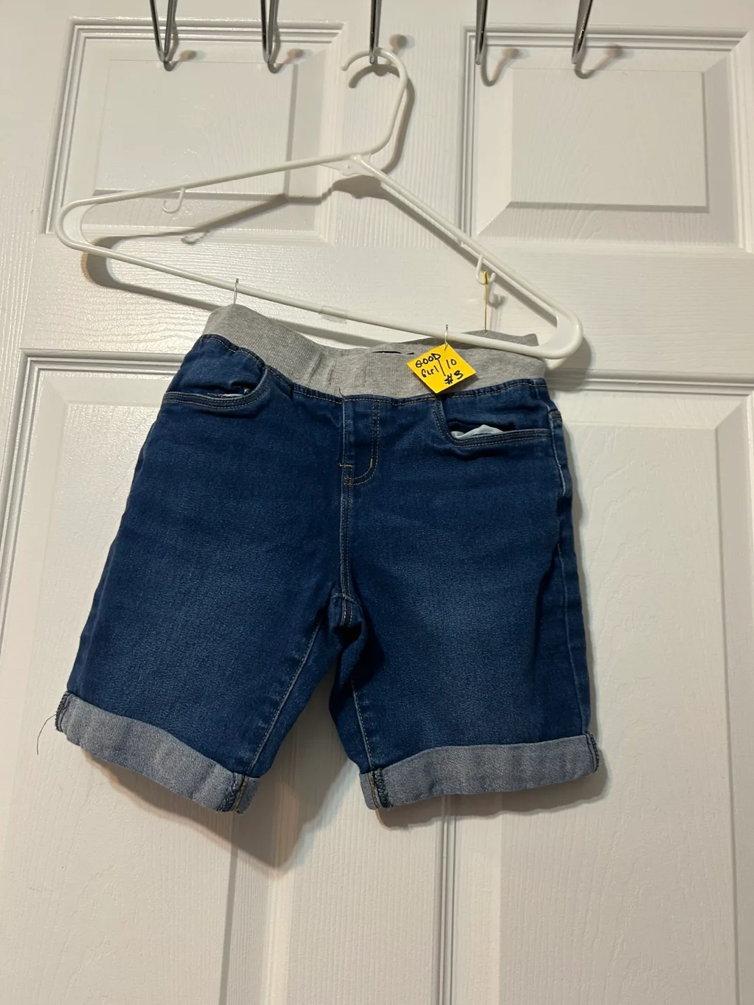 Girls clothing ** various sizes & prices** image indicator(4)