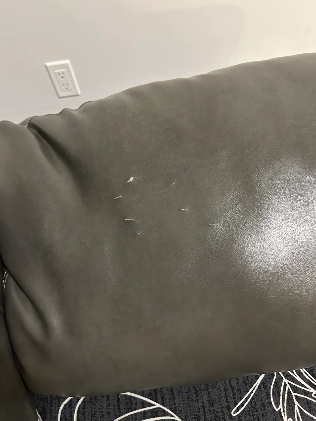 Grey Leather Sofa Bed image indicator(5)