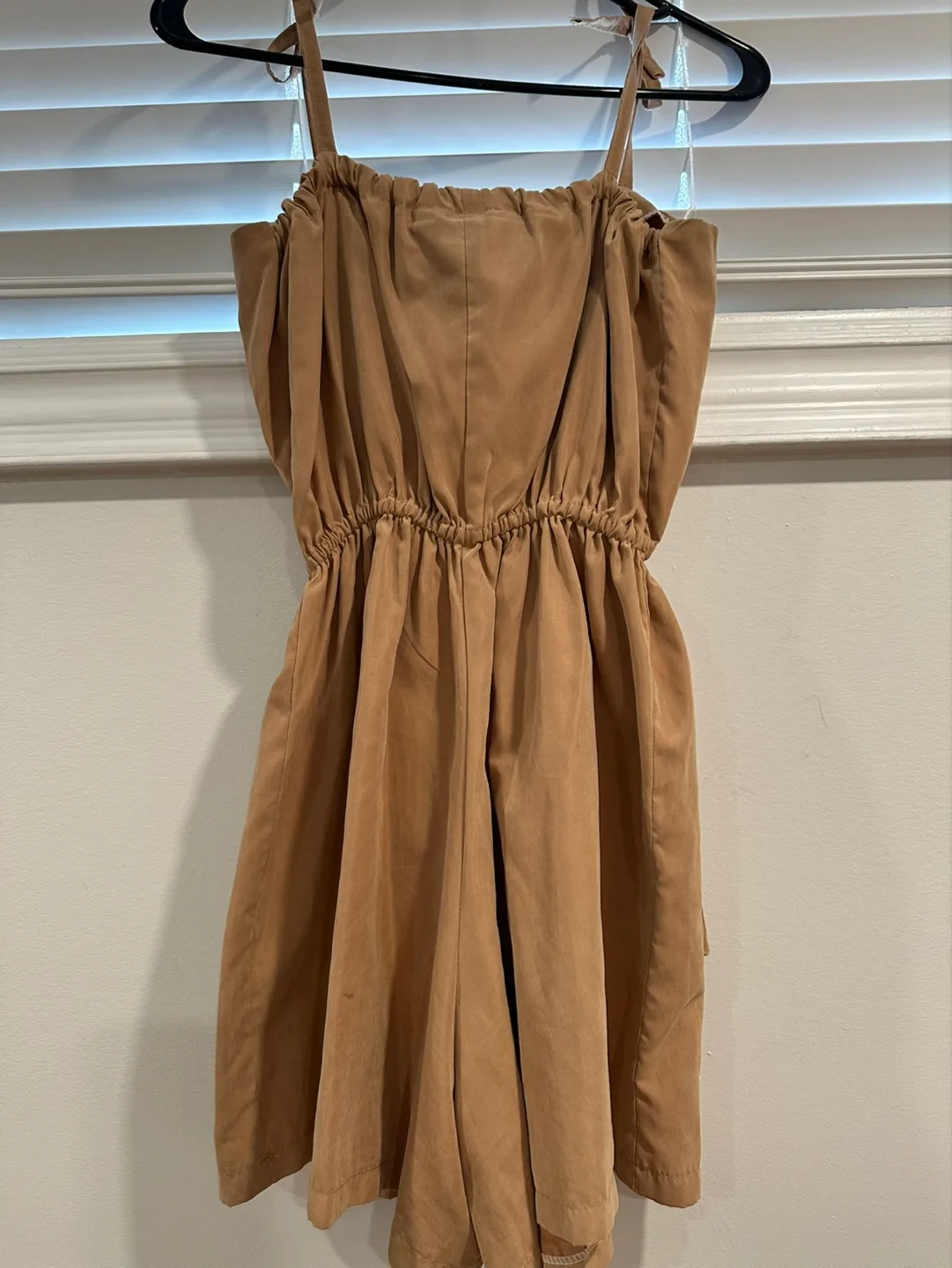 Khaki Utility Mini romper with Pockets image indicator(2)