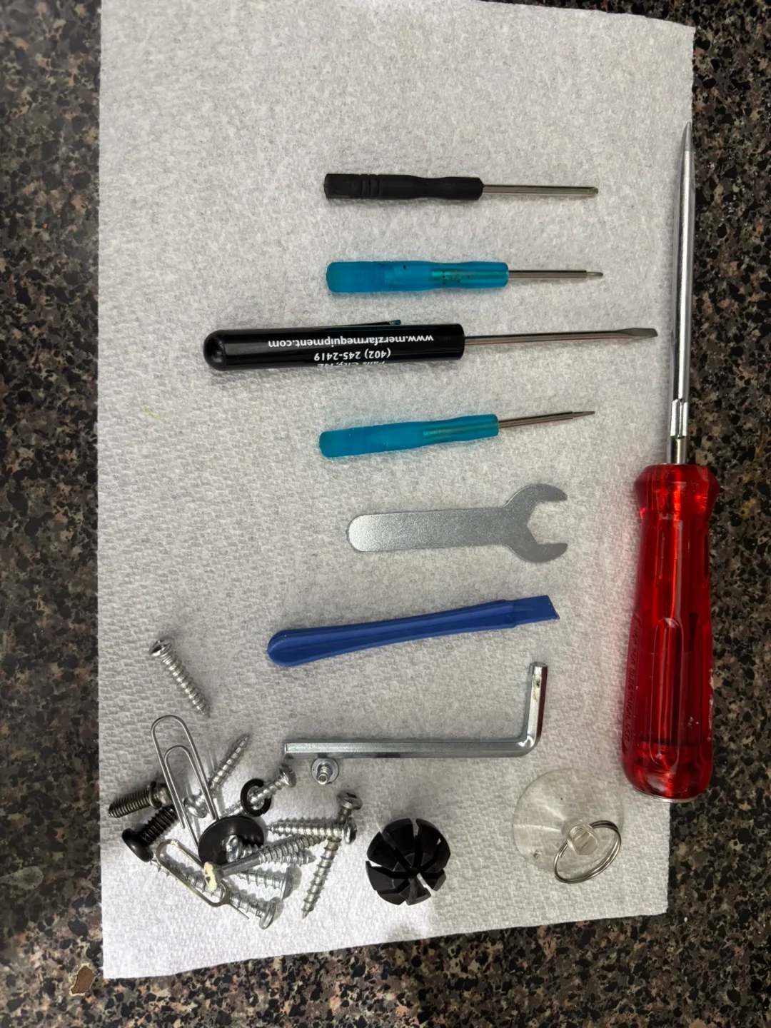 Precision Screwdriver Set with Extra Tools thumbnail