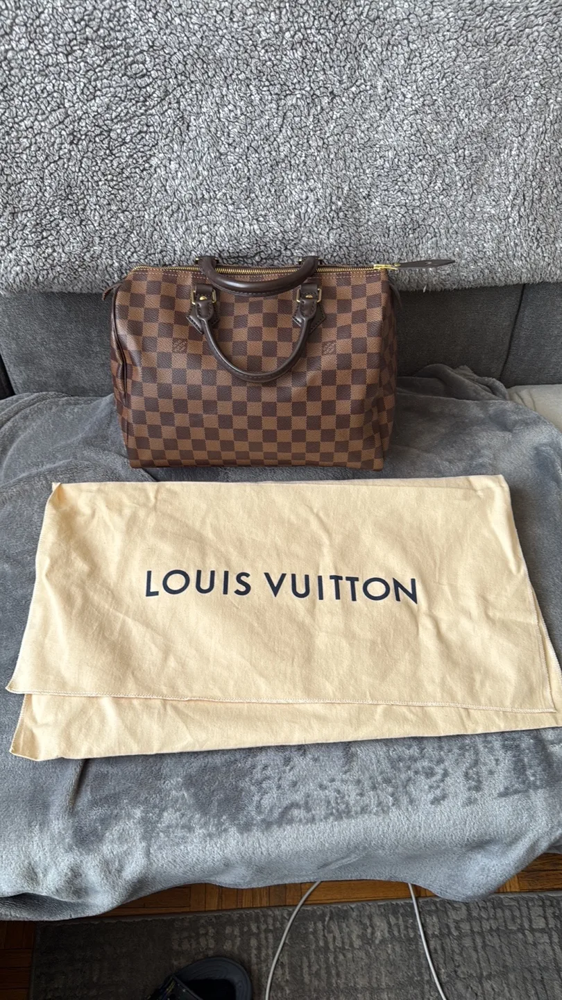 Authentic Louis Vuitton Speedy 30 Damier Ebene Handbag image indicator(2)