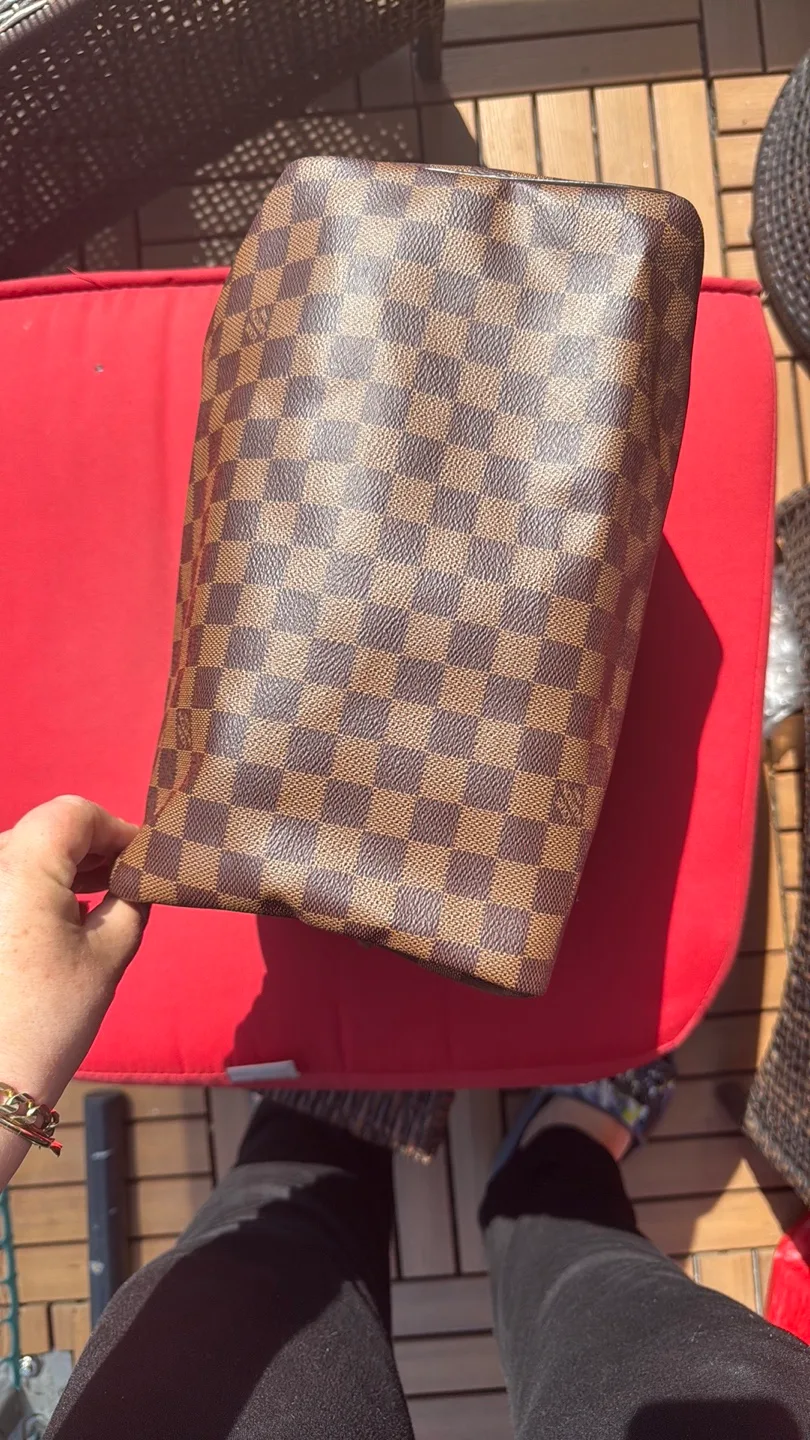 Authentic Louis Vuitton Speedy 30 Damier Ebene Handbag image indicator(4)