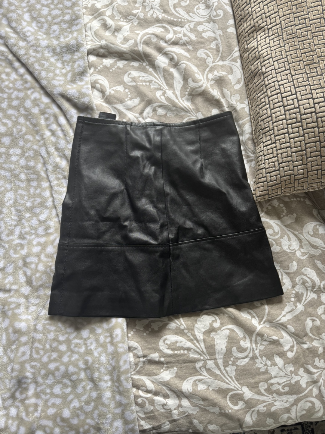 Women's clothing bundle: Dress, pants, skirt - photo 3