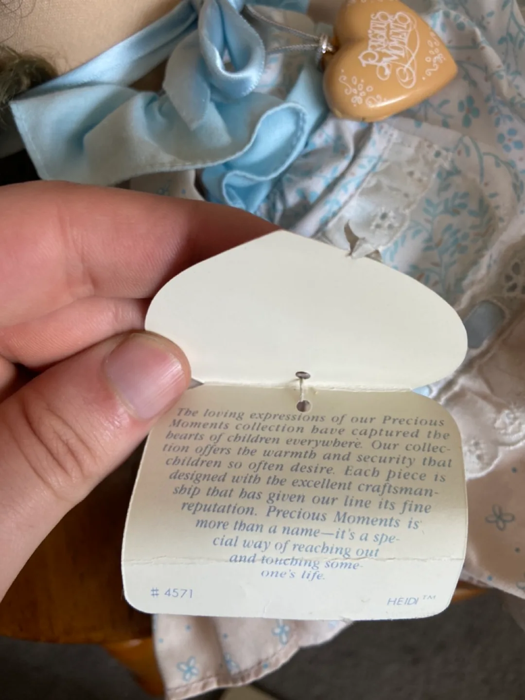 1985 Precious Moments Last Forever Applause Heidi Locket image indicator(5)