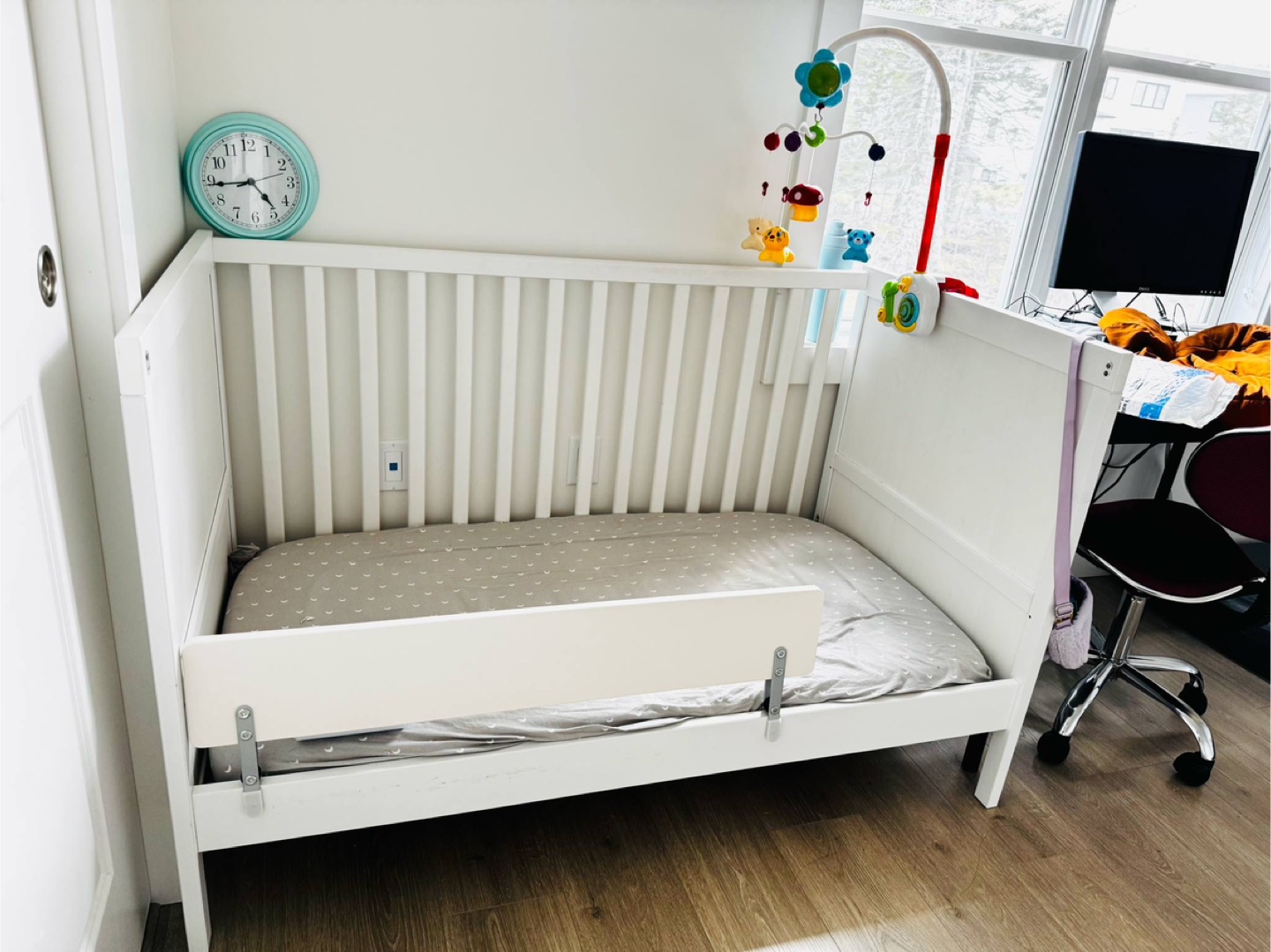 IKEA SUNDVIK crib, mattress, protector & guard rail