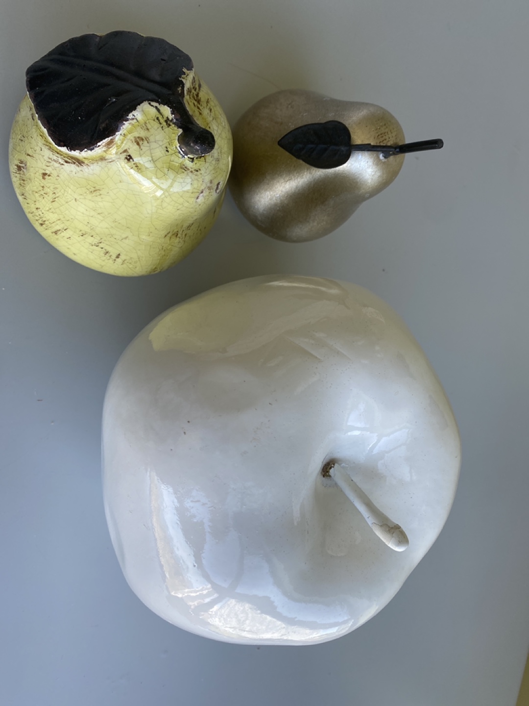 Set of 3 Decorative Fruit Sculptures - photo 2