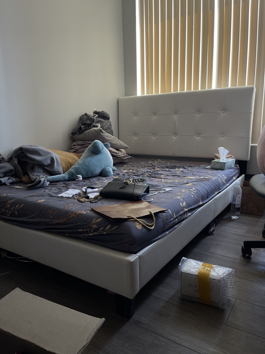 Full Size White Bed Frame WITH mattress - photo 3