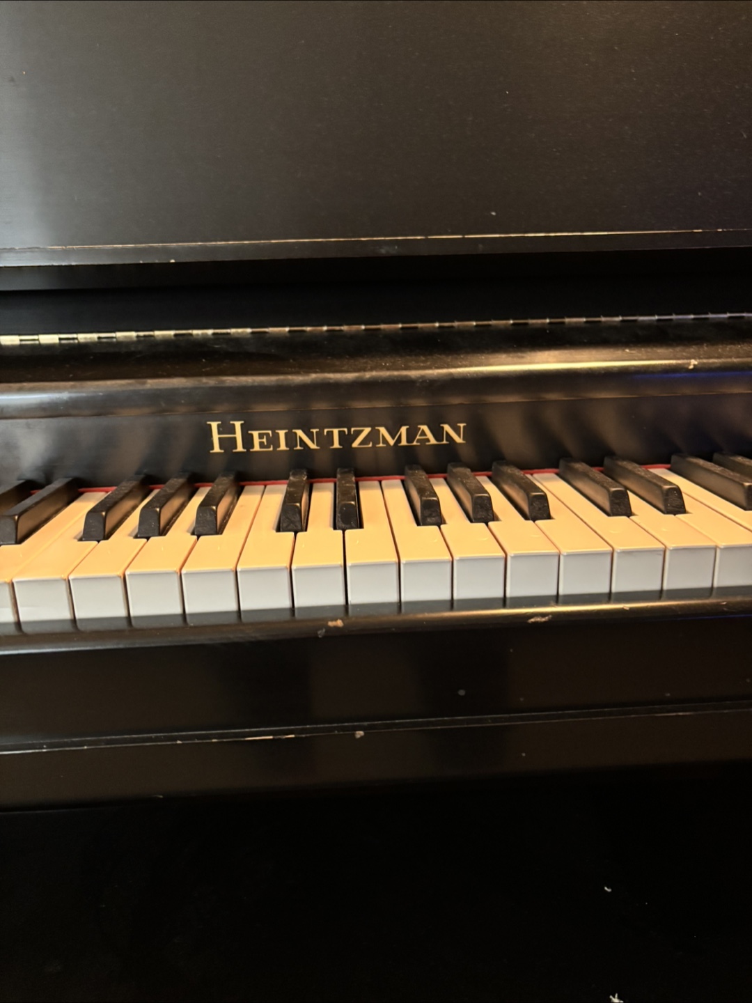 Heintzman Upright Piano with Bench 💚 - photo 2