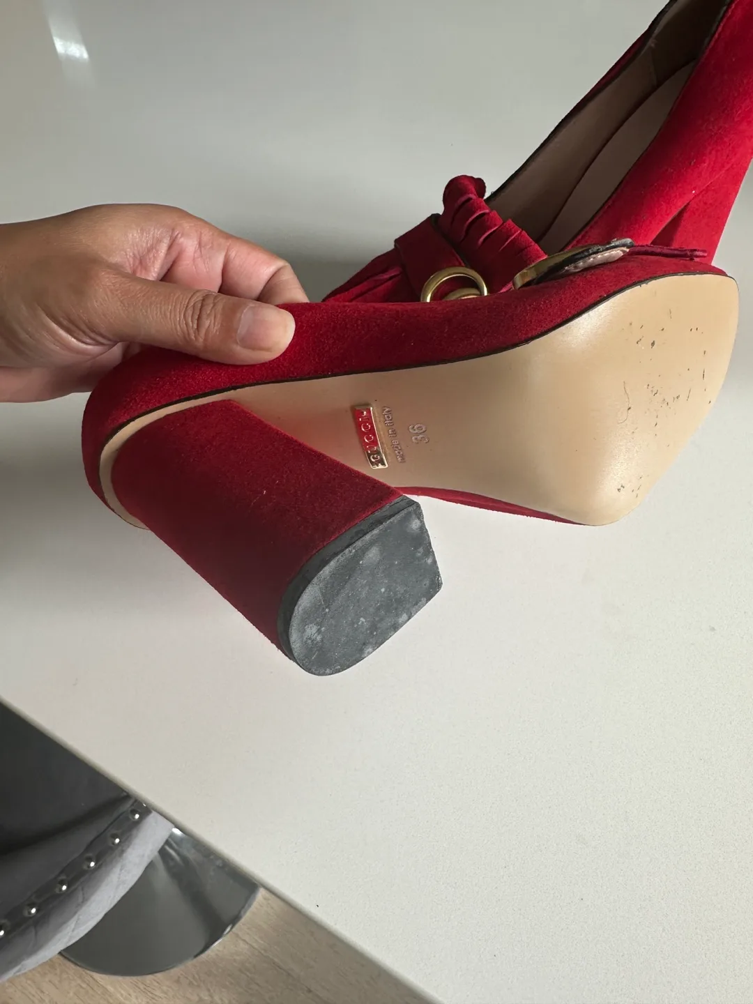 Pre-owned Gucci Fringe Heels - Red and Black image indicator(2)